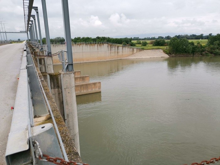 Οι αρδευτές από το Φράγμα Γυρτώνης εκπέμπουν SOS